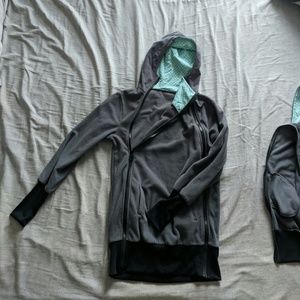 Fleece maternity jacket with baby insert